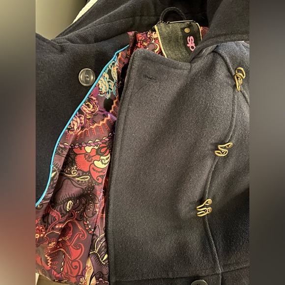 Dutch Design Peacoat - Picture 7 of 10